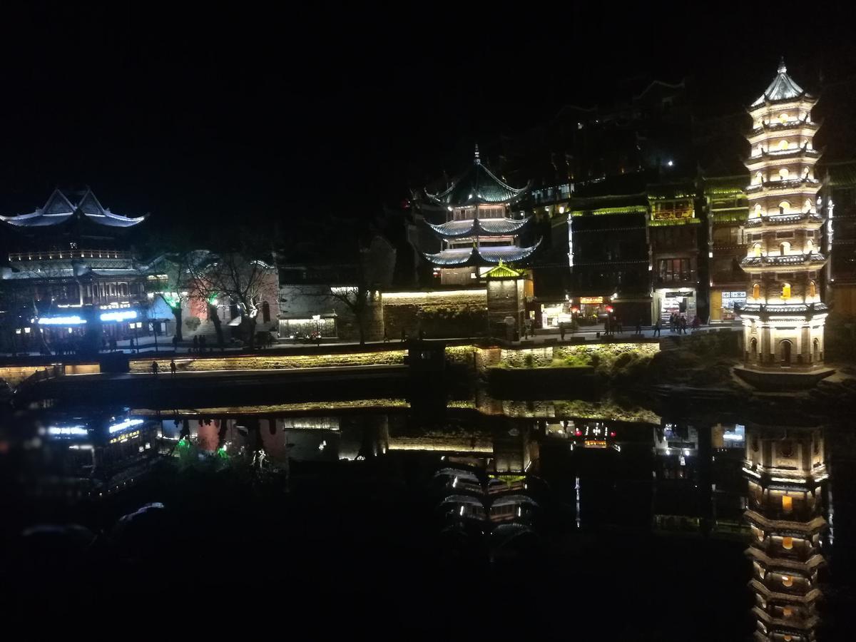 沱江缘民宿 Фэнхуан Экстерьер фото